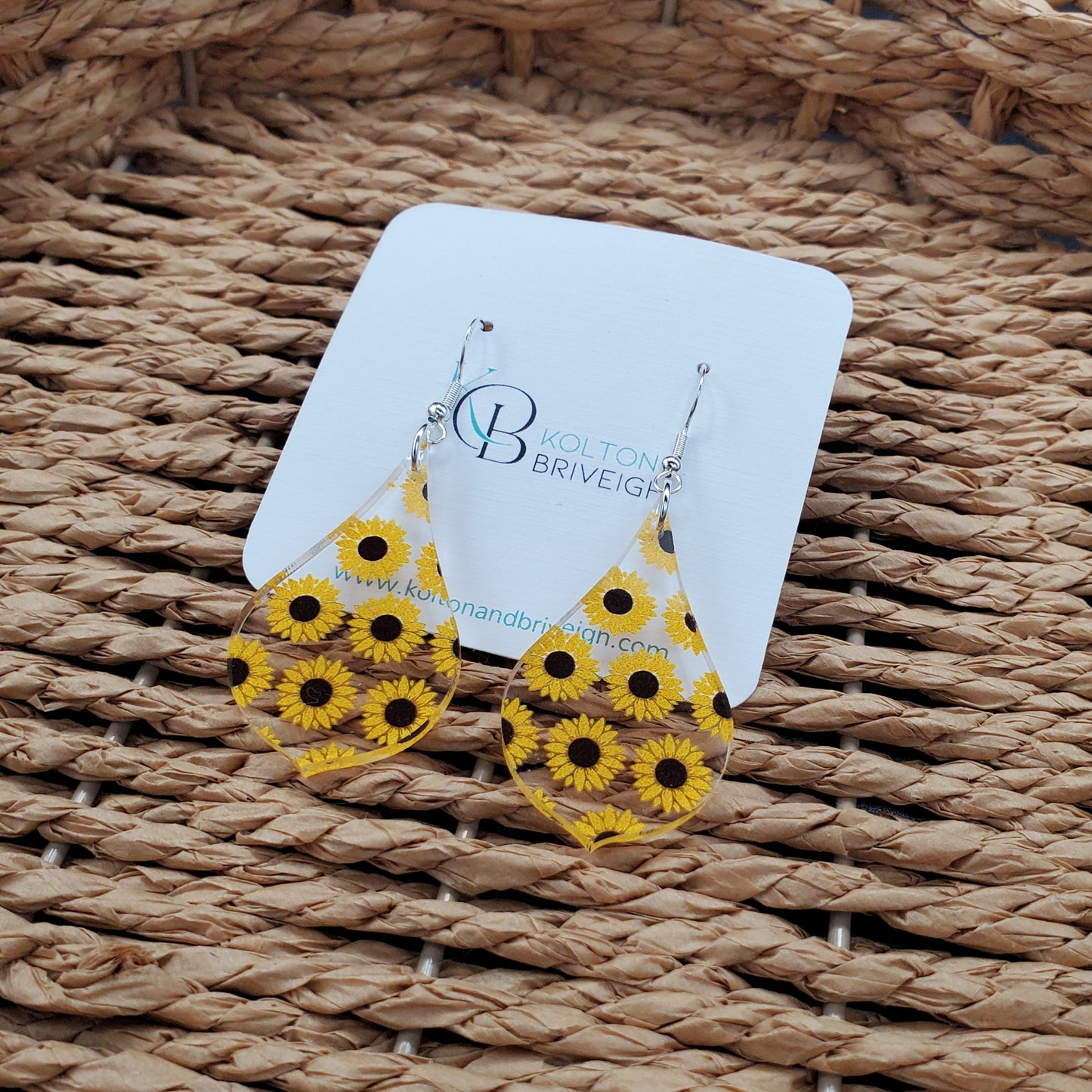 Sunflower Pointed Pear Earrings