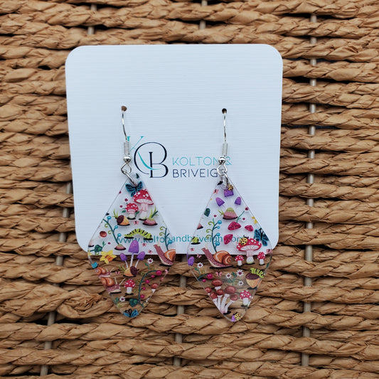 Snails and Mushrooms Rounded Diamond Earrings